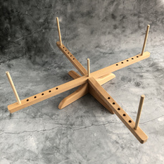 Деревянное устройство для перематывания пряжи